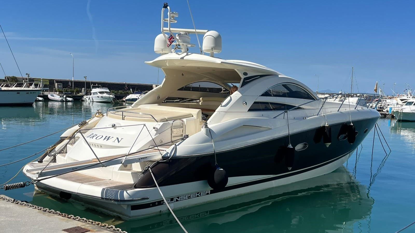 Sunseeker Portofino 53 - Main View Sunseeker Portofino 53 - Main View