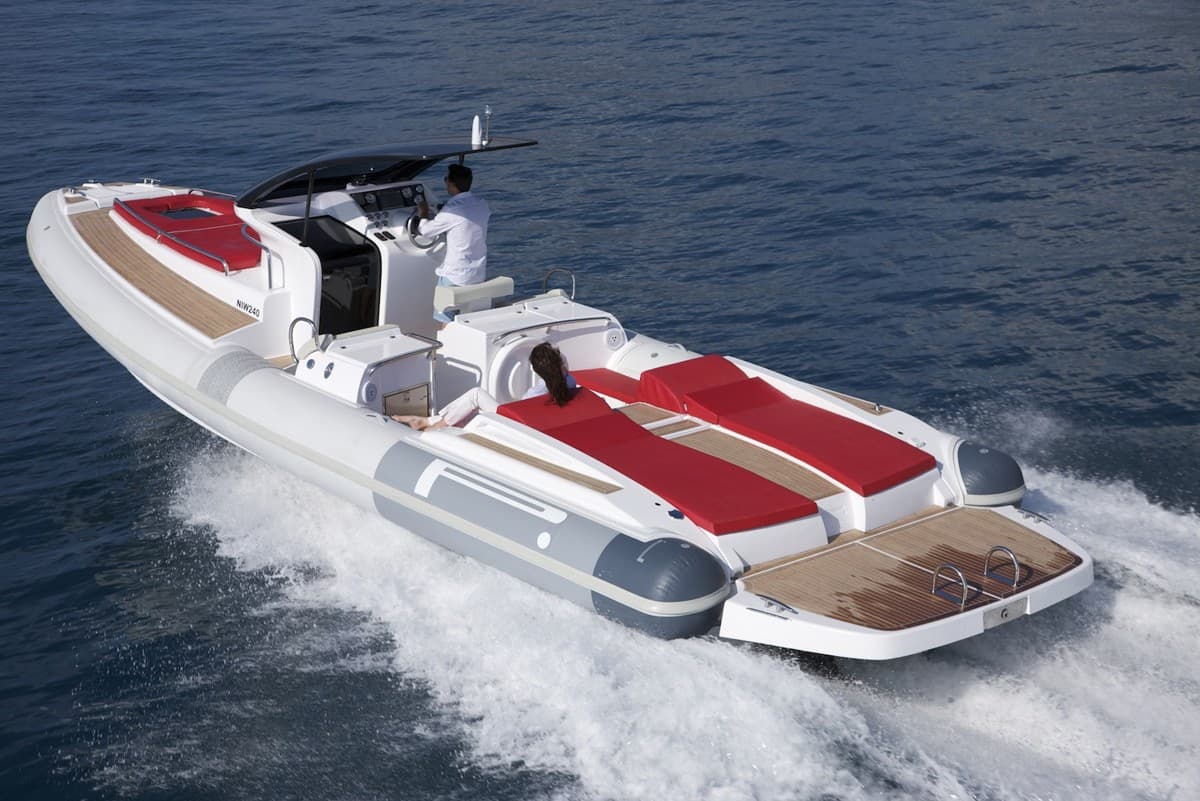 Pirelli Pzero 1100 - Main View Pirelli Pzero 1100 - Main View