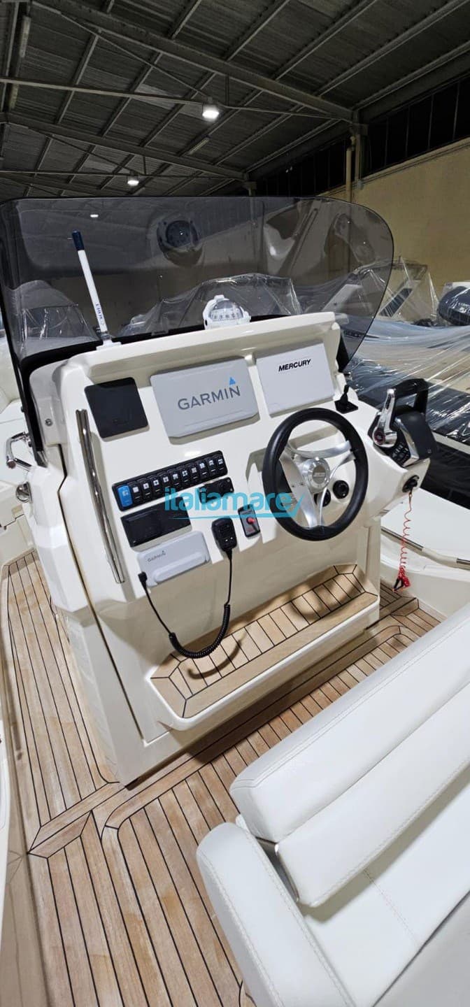 Jokerboat CLUBMAN 30' usato - foto hero 6