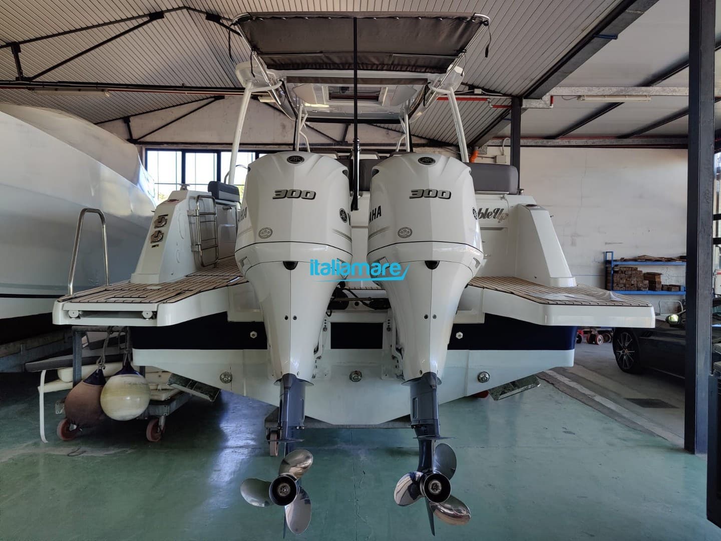 Jeanneau Cap Camarat 10.5 Wa - Interior View Jeanneau Cap Camarat 10.5 Wa - Interior View