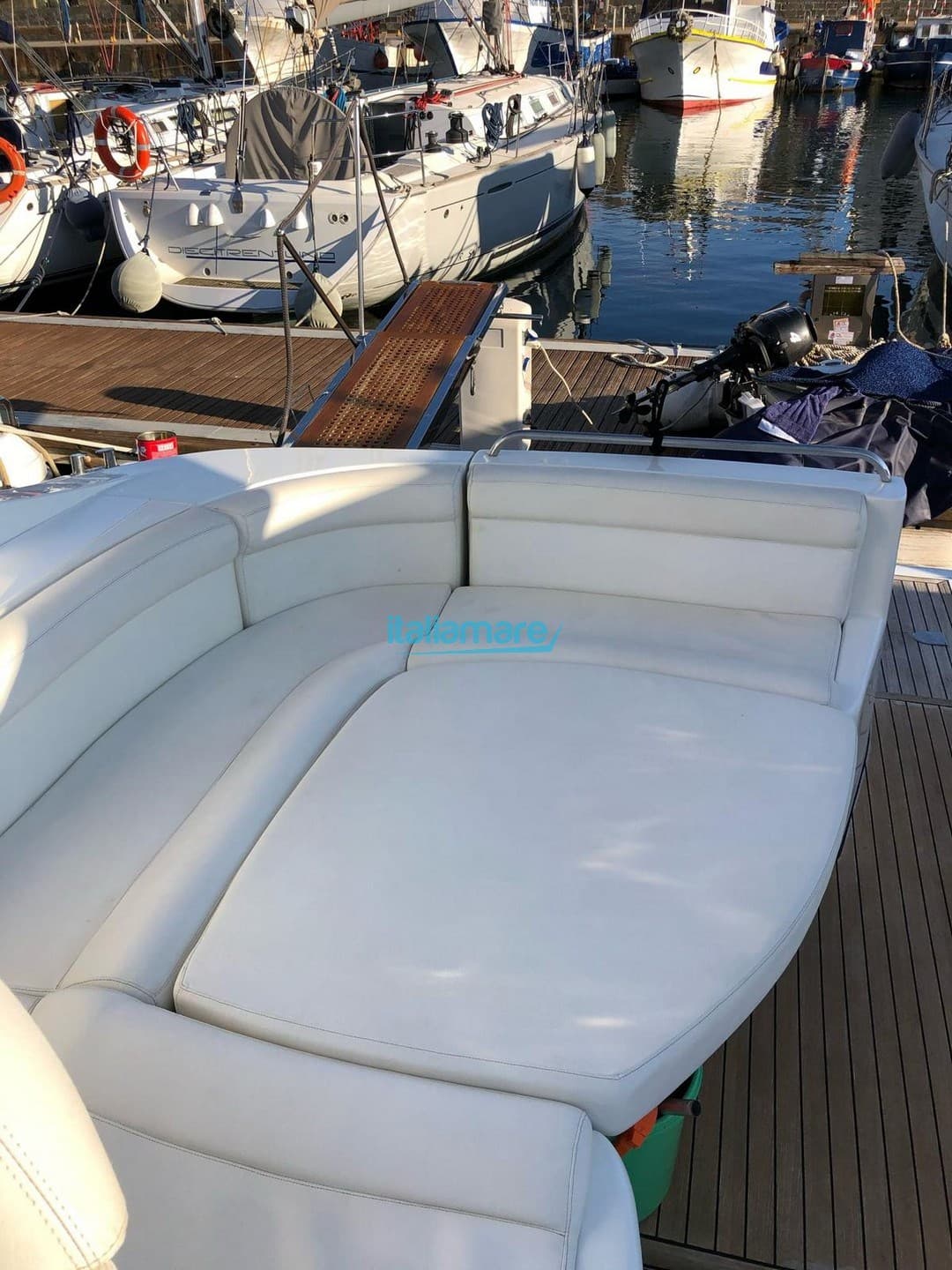 Innovazioni e Progetti Mira 43 - Deck View Innovazioni e Progetti Mira 43 - Deck View