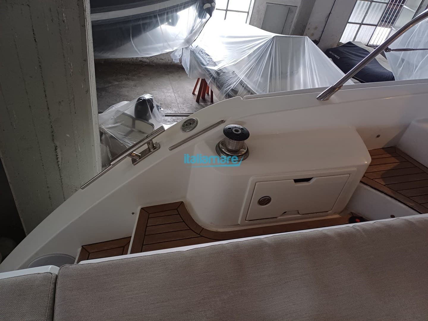 Azimut Atlantis 51 - Interior View Azimut Atlantis 51 - Interior View