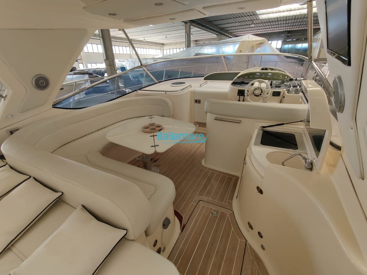 Manò Marine Mano' 38,50 - Interior View Manò Marine Mano' 38,50 - Interior View