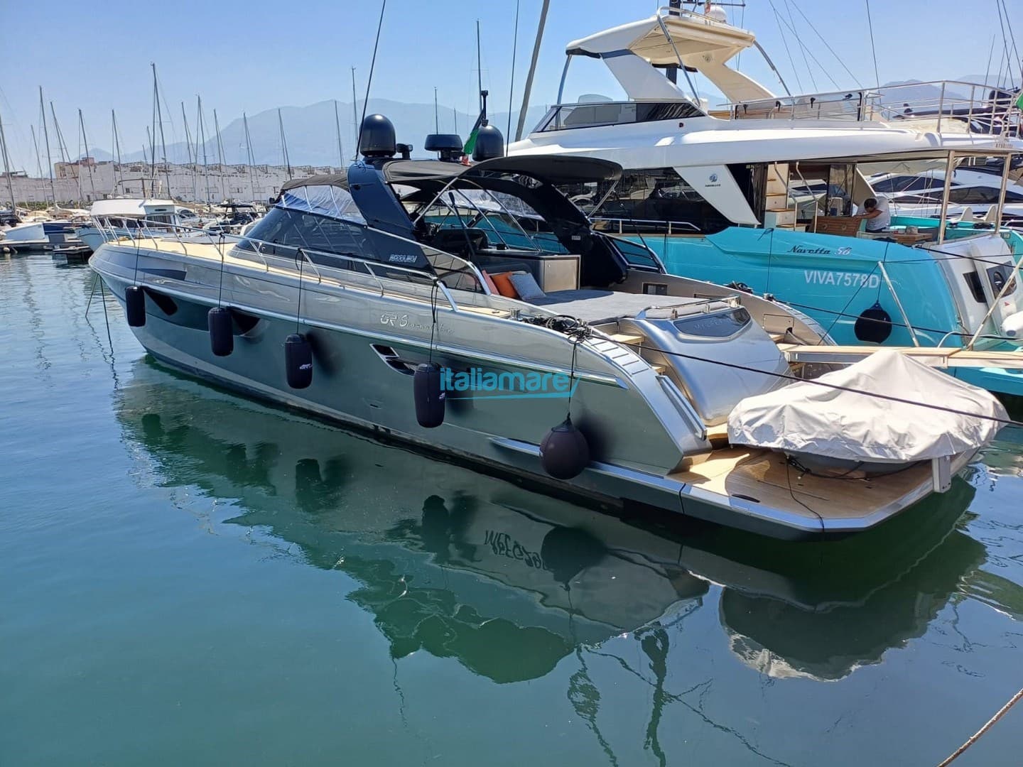 Rizzardi 63' - Interior View Rizzardi 63' - Interior View