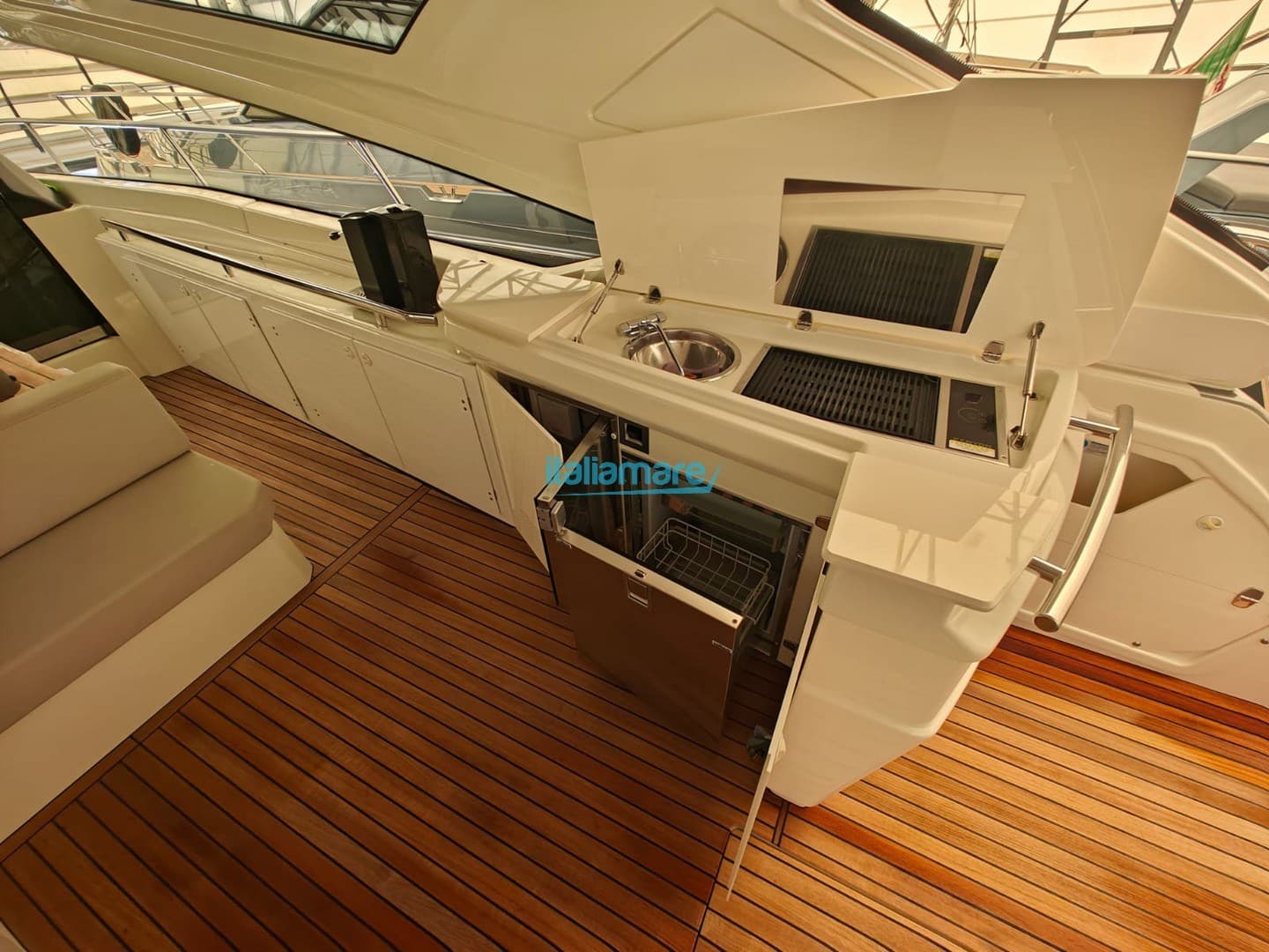 Cranchi 60 St - Interior View Cranchi 60 St - Interior View