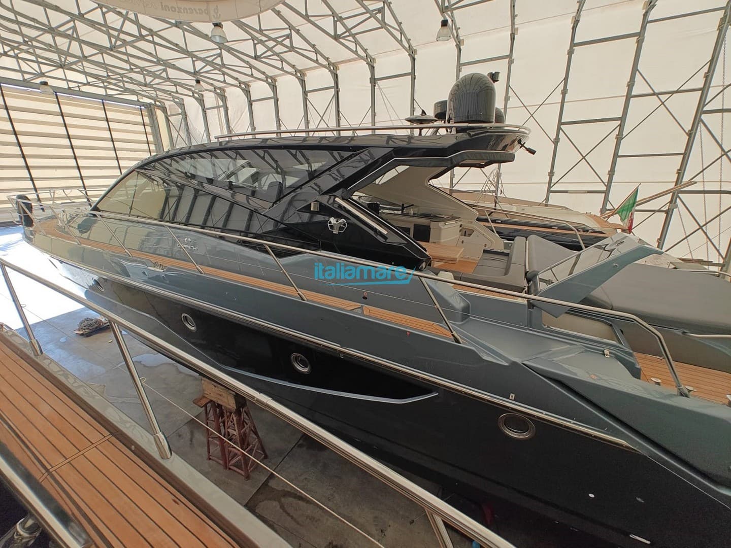 Cranchi 60 St - Main View Cranchi 60 St - Main View