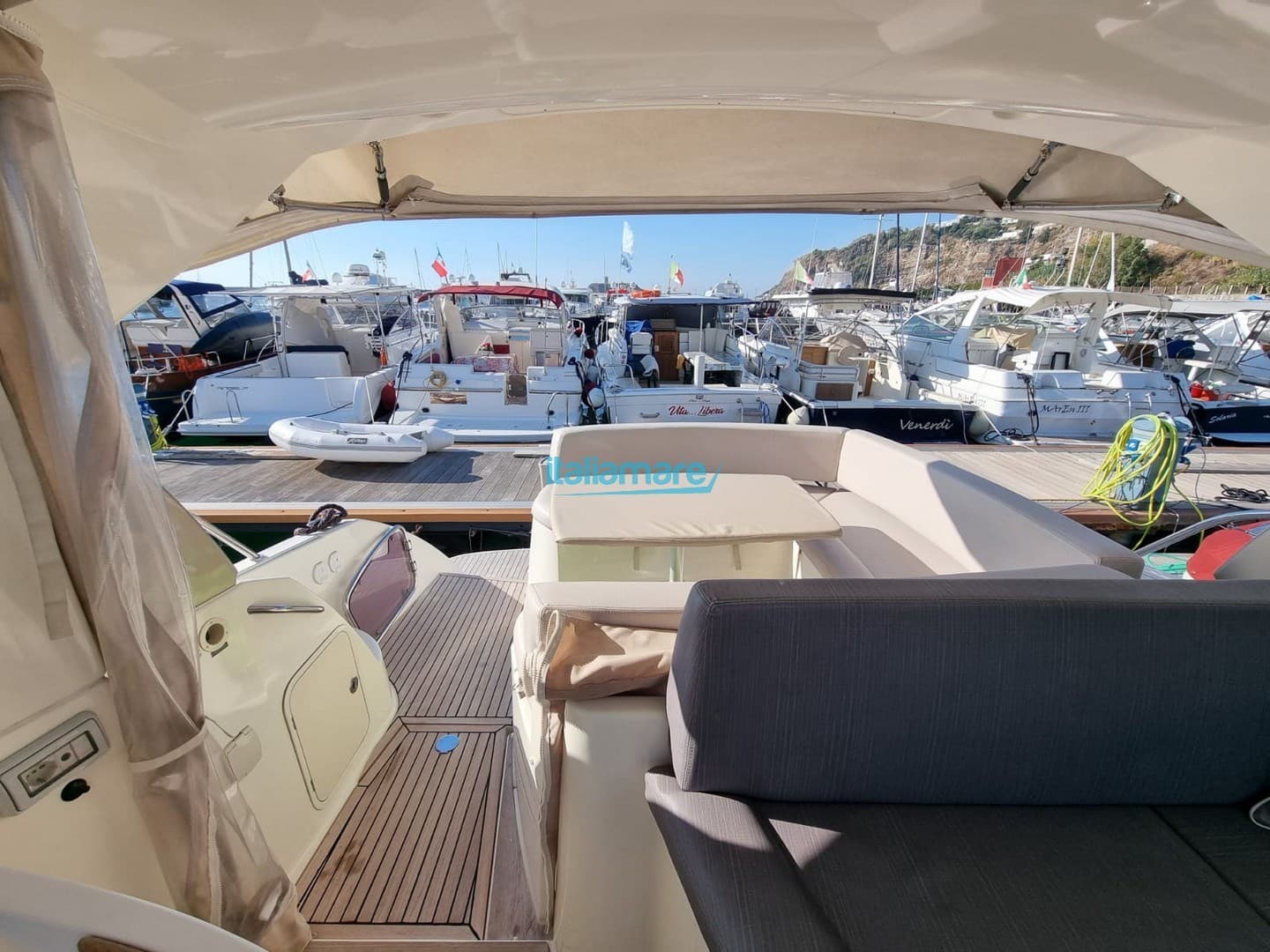 Jeanneau Prestige 38 S d'occasion - détail 2