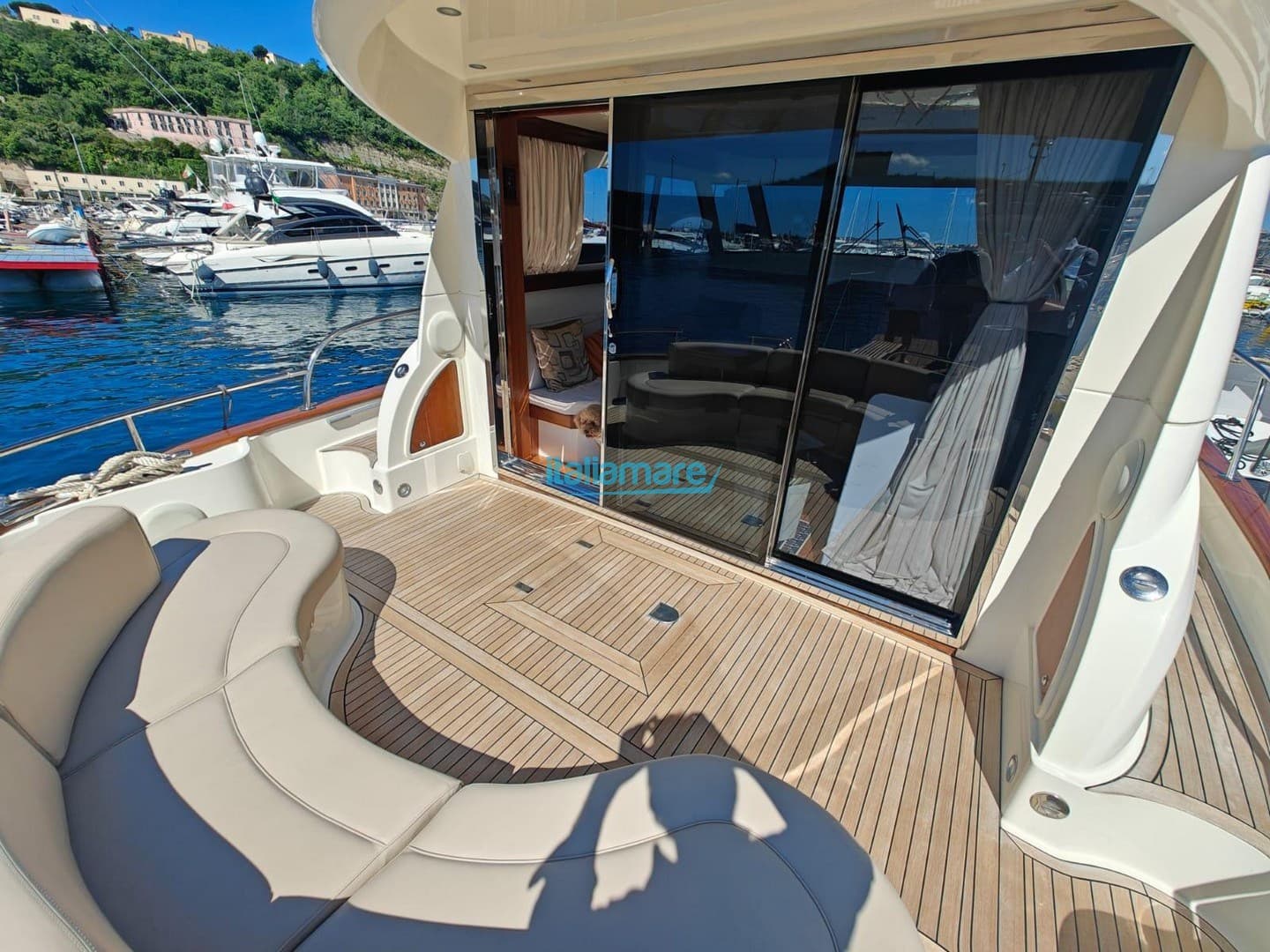 Apreamare Apreamare 48 - Detail View 1 Apreamare Apreamare 48 - Detail View 1