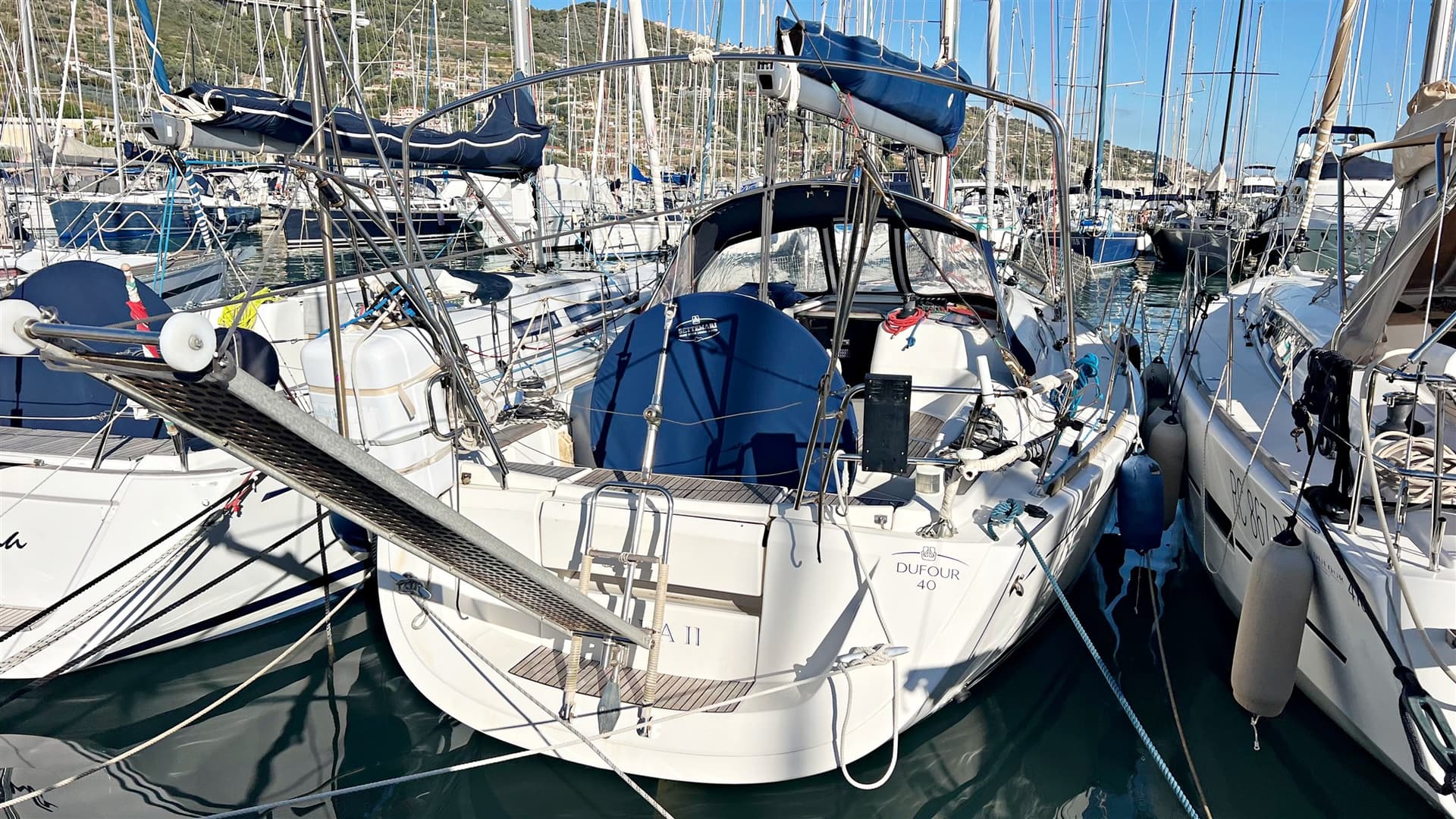 Dufour Yachts 40 Performance - Main View Dufour Yachts 40 Performance - Main View