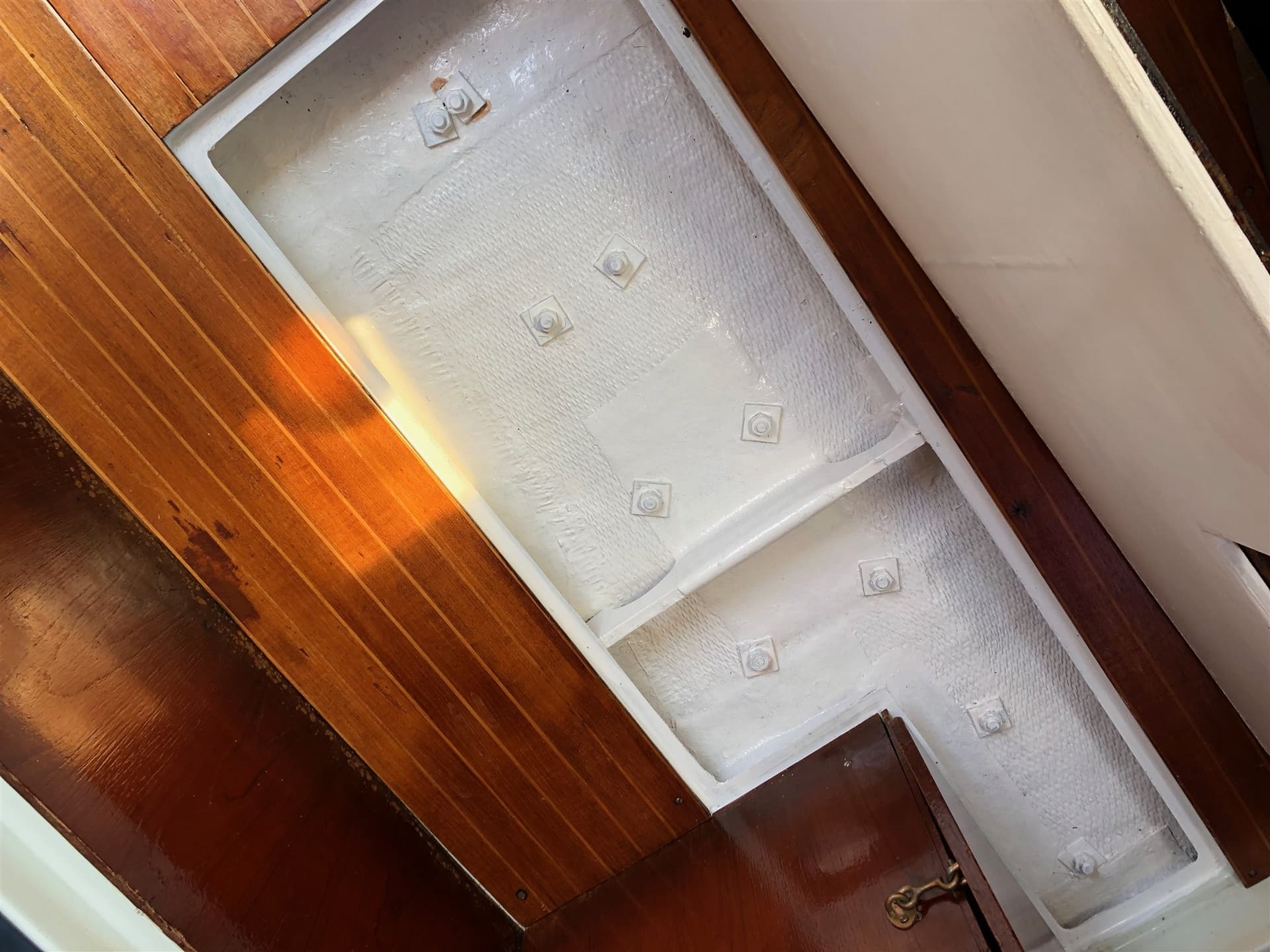 Yachting France Tarantelle Jouet 27 usato - foto hero 20