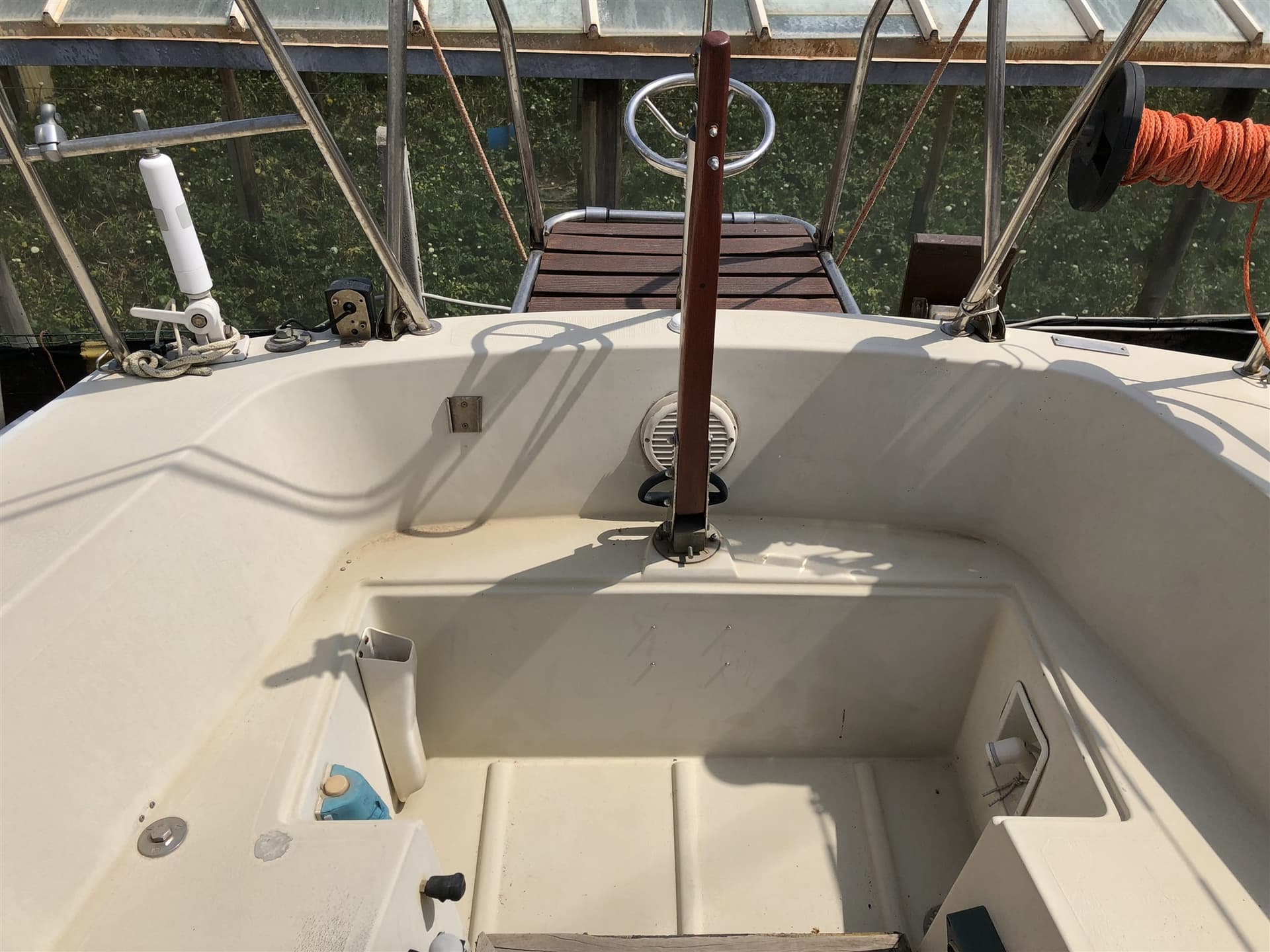 Yachting France Tarantelle Jouet 27 usato - foto hero 5