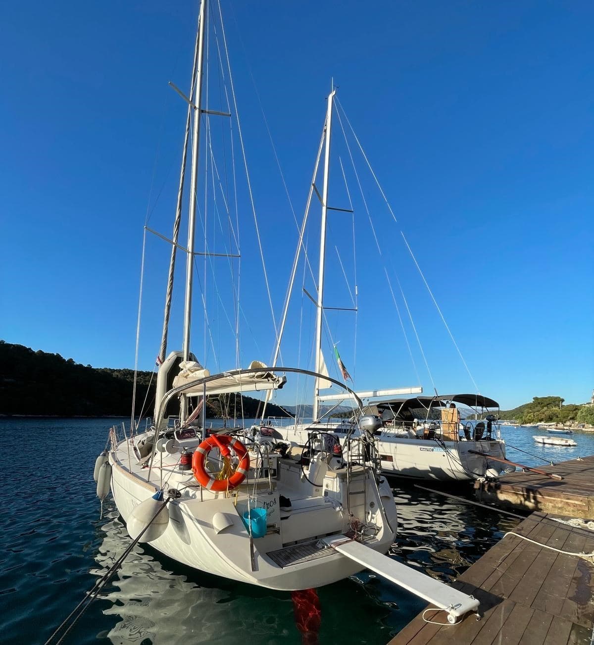 Dufour Yachts Dufour 455 Grand Large - Interior View Dufour Yachts Dufour 455 Grand Large - Interior View