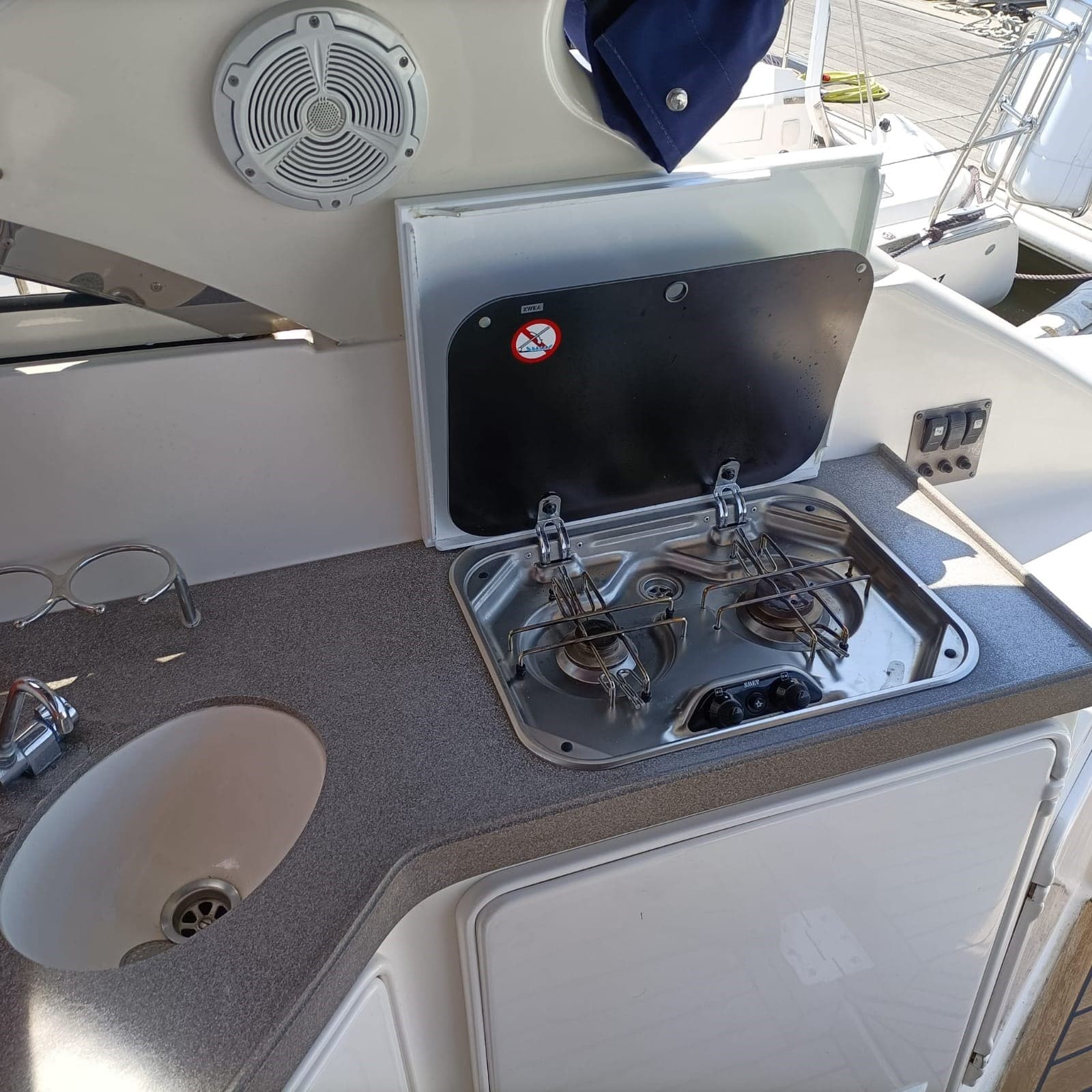 Regal Marine COMMODORE 3560 gebraucht - Hauptbild 9