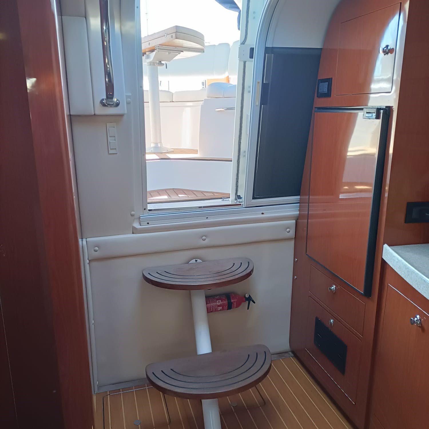 Regal Marine COMMODORE 3560 gebraucht - Hauptbild 10