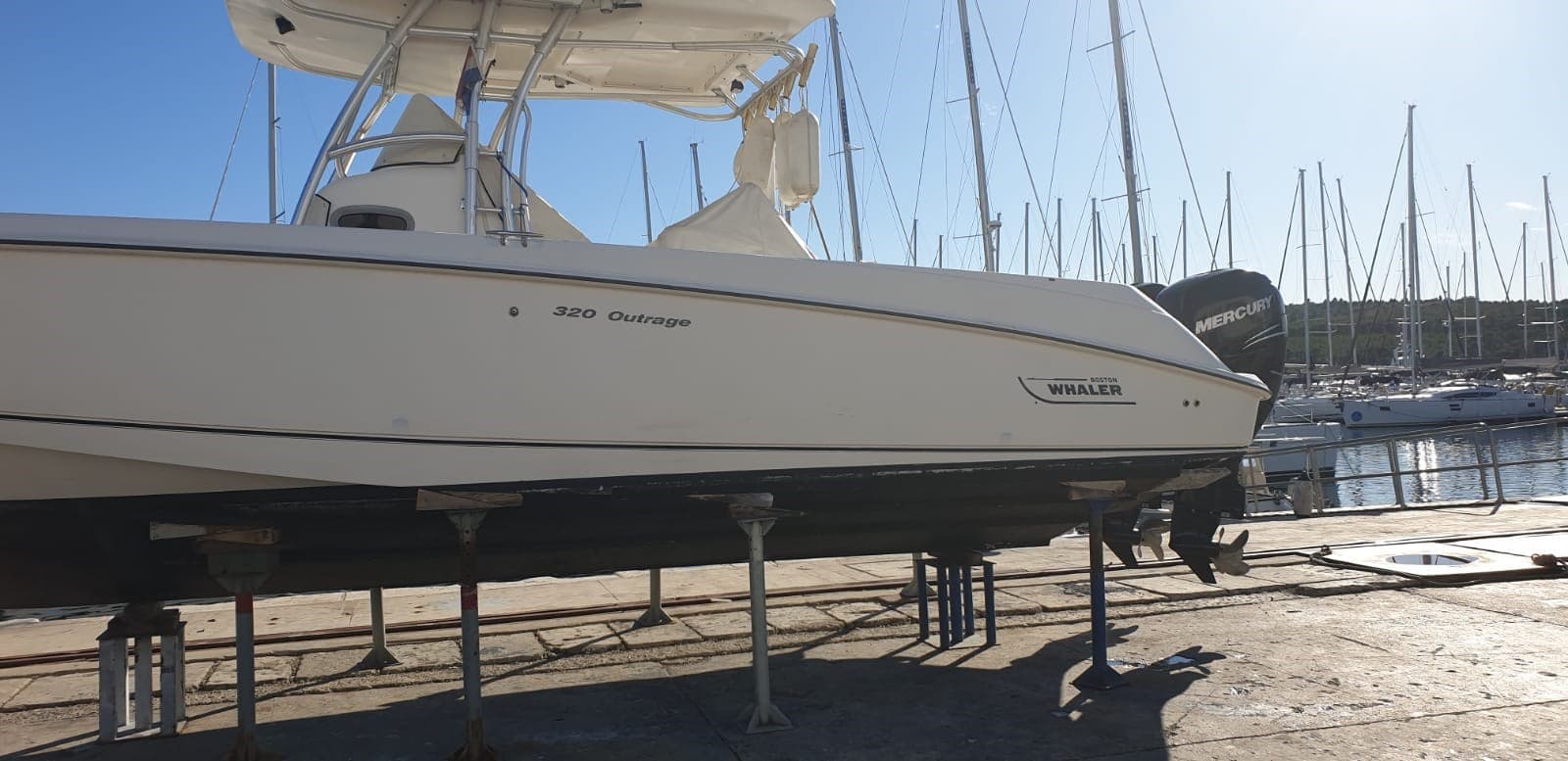 Boston Whaler OUTRAGE 320 gebraucht - Hauptbild 22