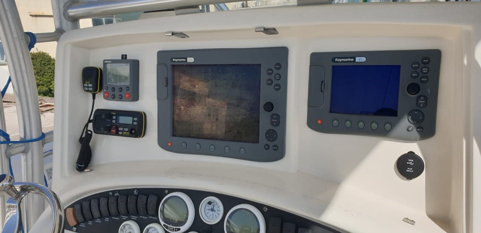 Boston Whaler OUTRAGE 320 gebraucht - Hauptbild 7