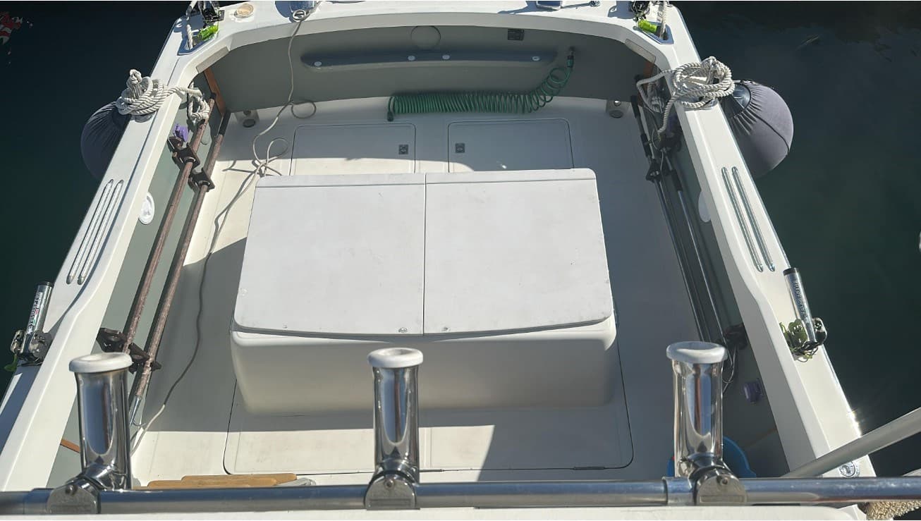 Riva 25 Sport Fisherman - Deck View Riva 25 Sport Fisherman - Deck View