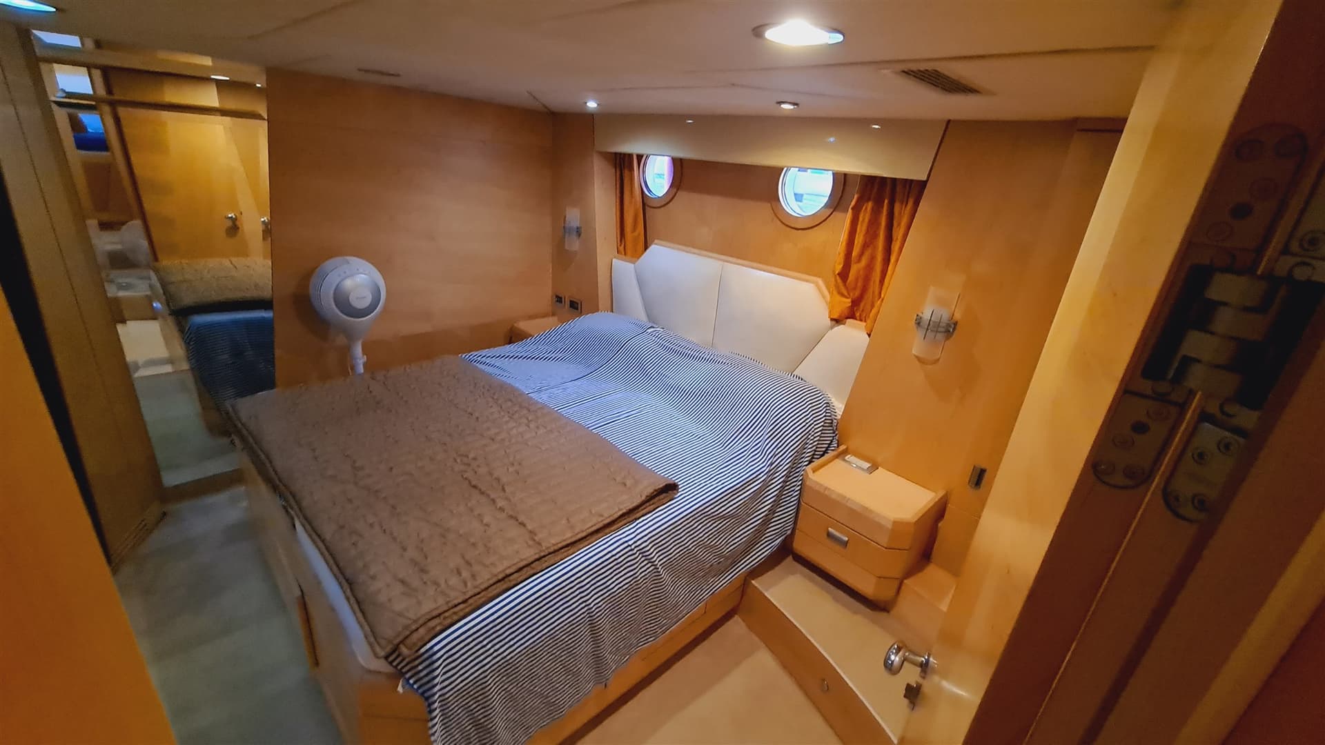 Gebr. Schurenstedt Motor Yacht Gaia usato - foto hero 10