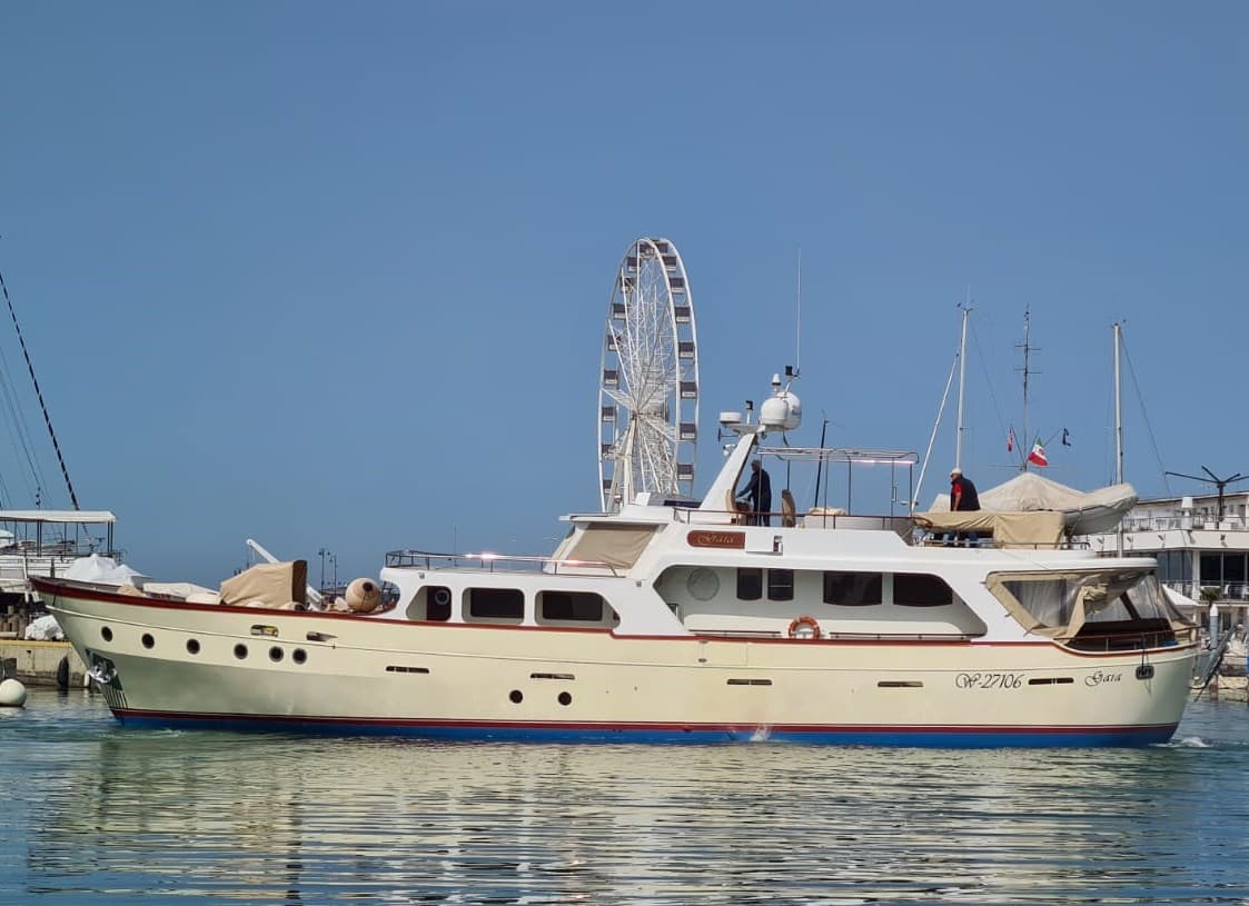 Gebr. Schurenstedt Motor Yacht Gaia usato - vista principale