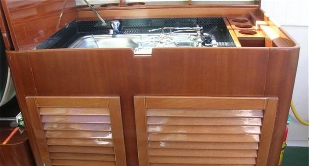 Colombo 31 Sport Fisherman - Interior View Colombo 31 Sport Fisherman - Interior View