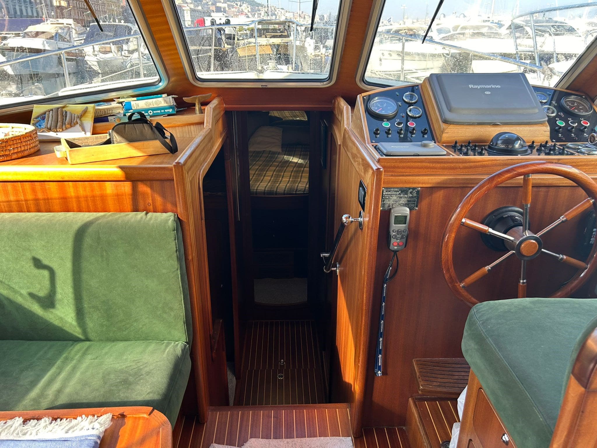 Sciallino Sciallino 34' Sport Cruiser - Deck View Sciallino Sciallino 34' Sport Cruiser - Deck View