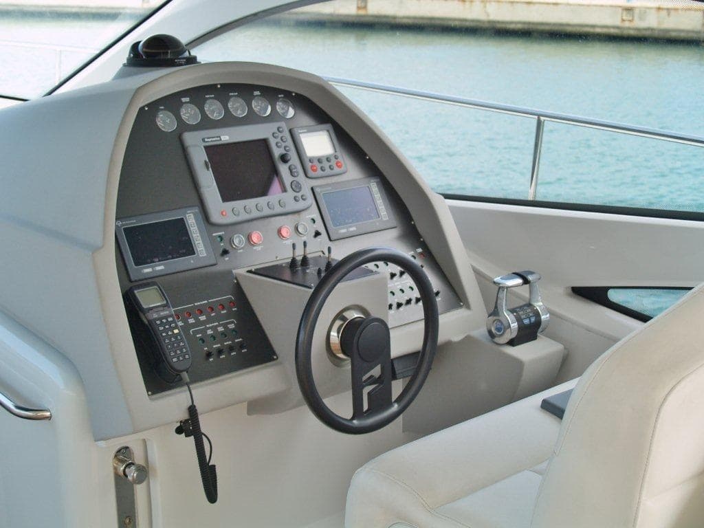 Pershing Pershing 46' - Detail View 1 Pershing Pershing 46' - Detail View 1