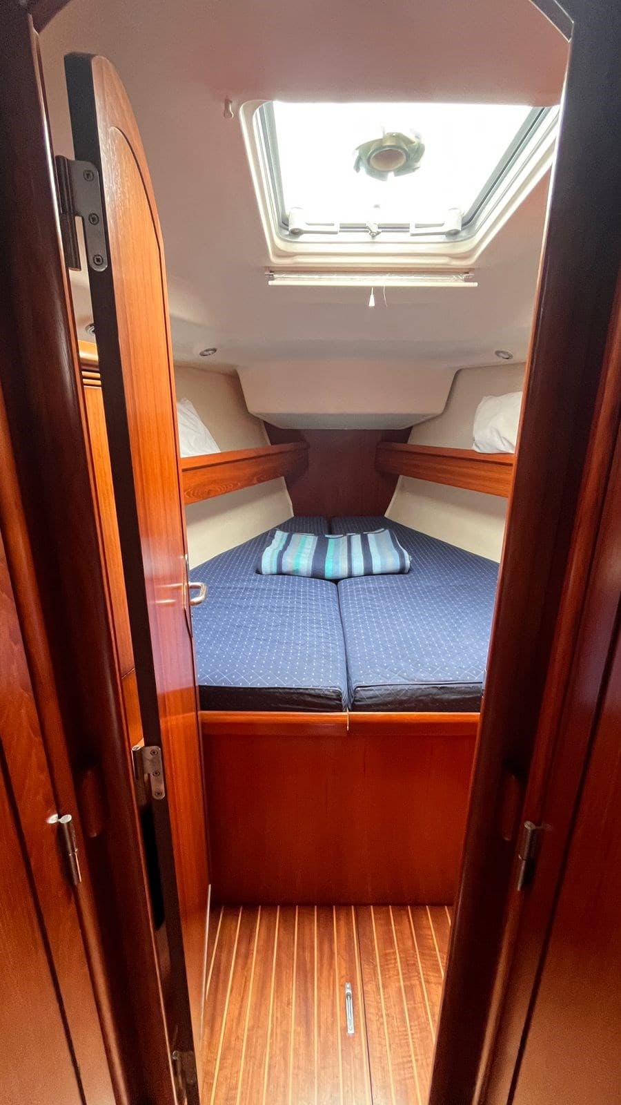 Jeanneau SUN ODYSSEY 43 usato - foto hero 16