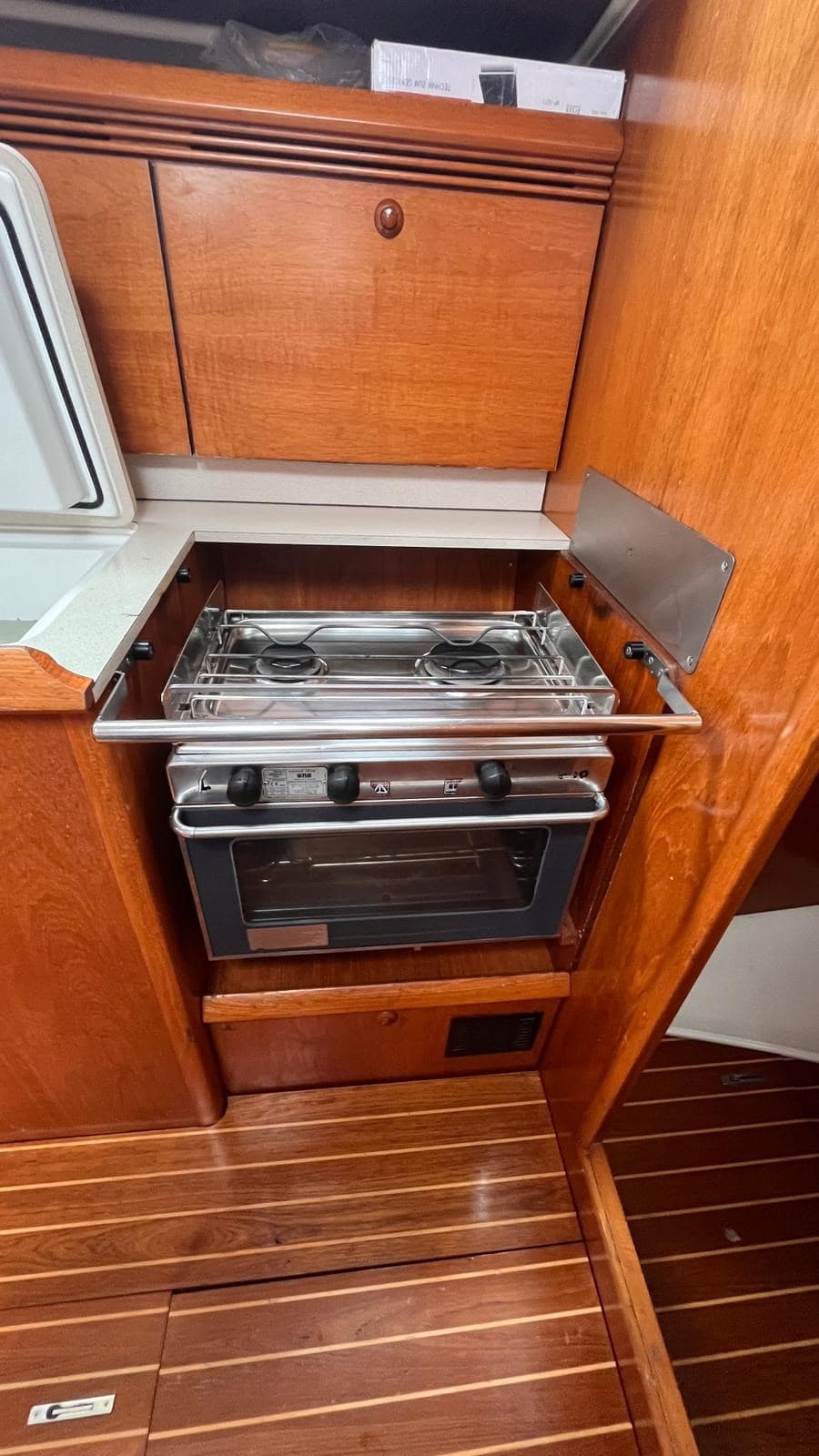 Jeanneau SUN ODYSSEY 43 usato - foto hero 15