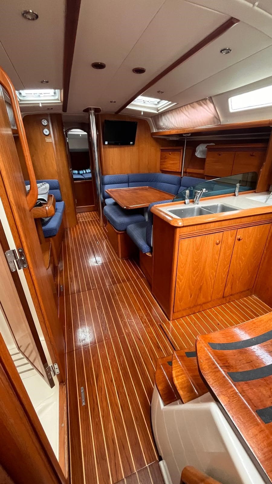 Jeanneau SUN ODYSSEY 43 usato - foto hero 10