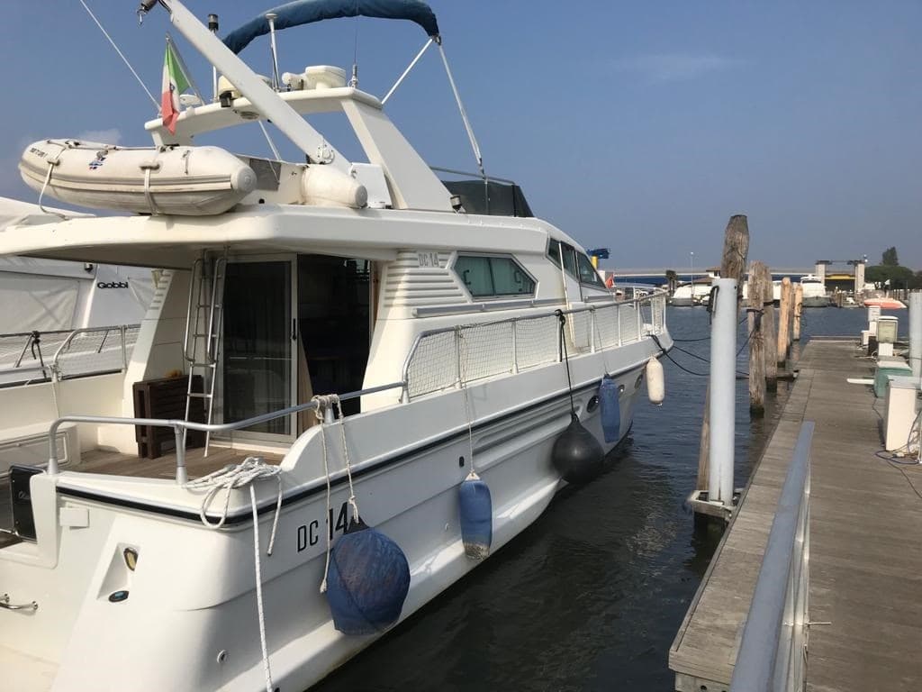 Dellapasqua DC 14 Flying Bridge gebraucht - Hauptansicht
