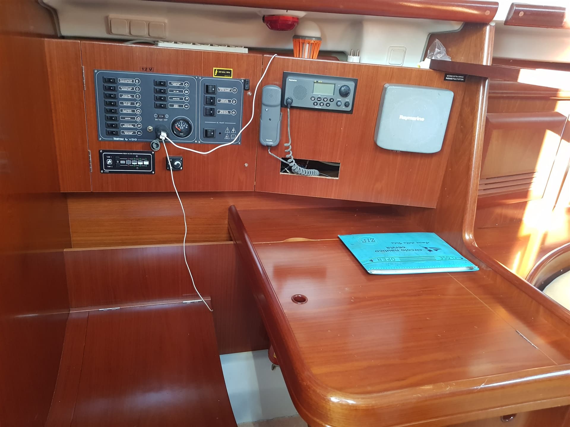 Beneteau Oceanis 393 Clipper gebraucht - Hauptbild 10