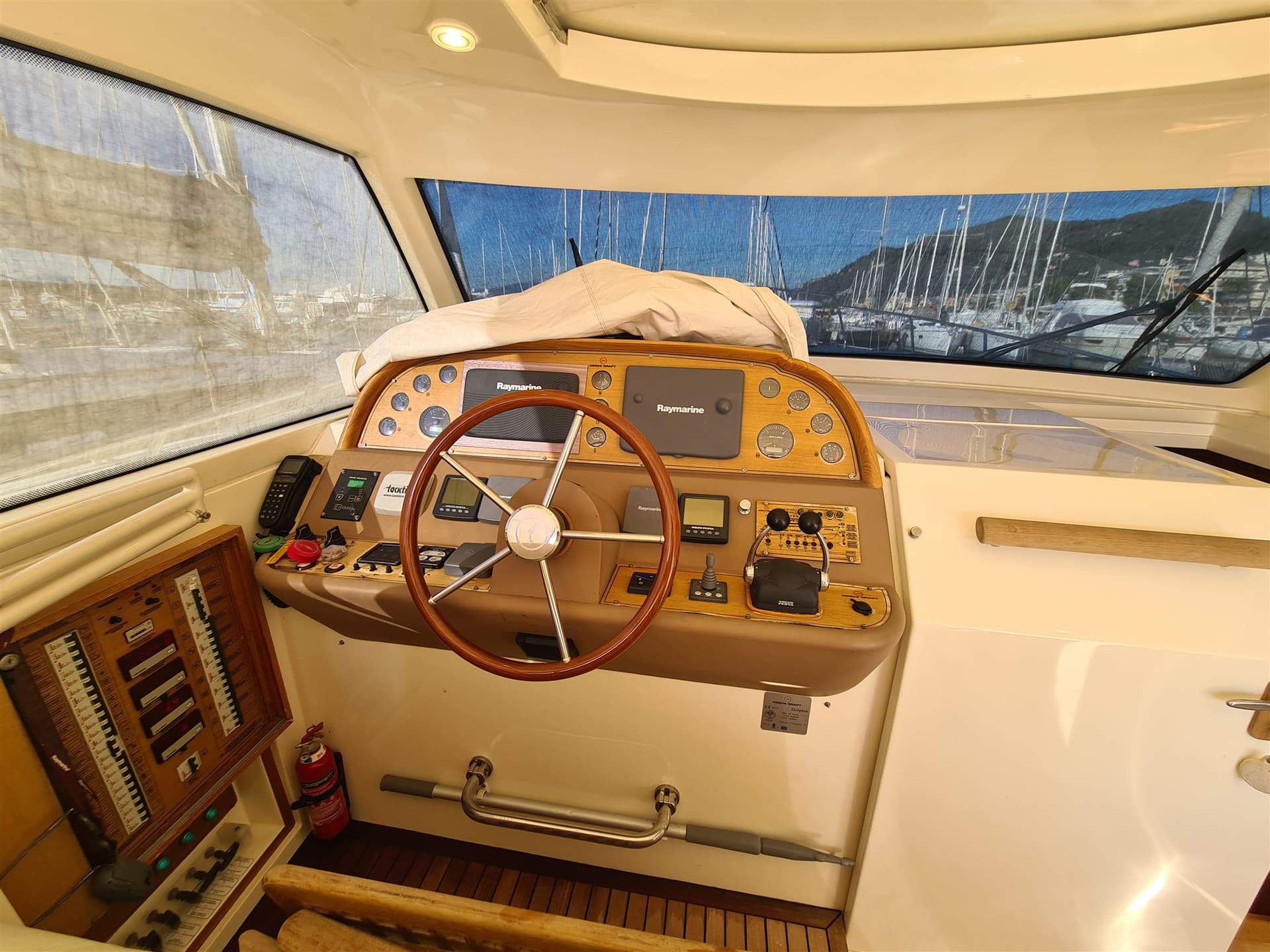 Mochi Craft Mochi 44 Dolphin - Interior View Mochi Craft Mochi 44 Dolphin - Interior View