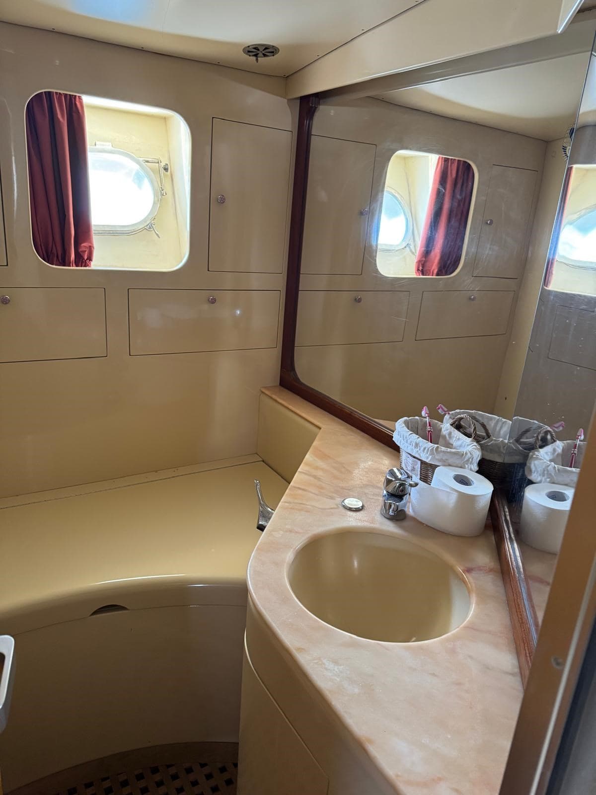 Alfamarine 16,50 FLY gebraucht - Hauptbild 10