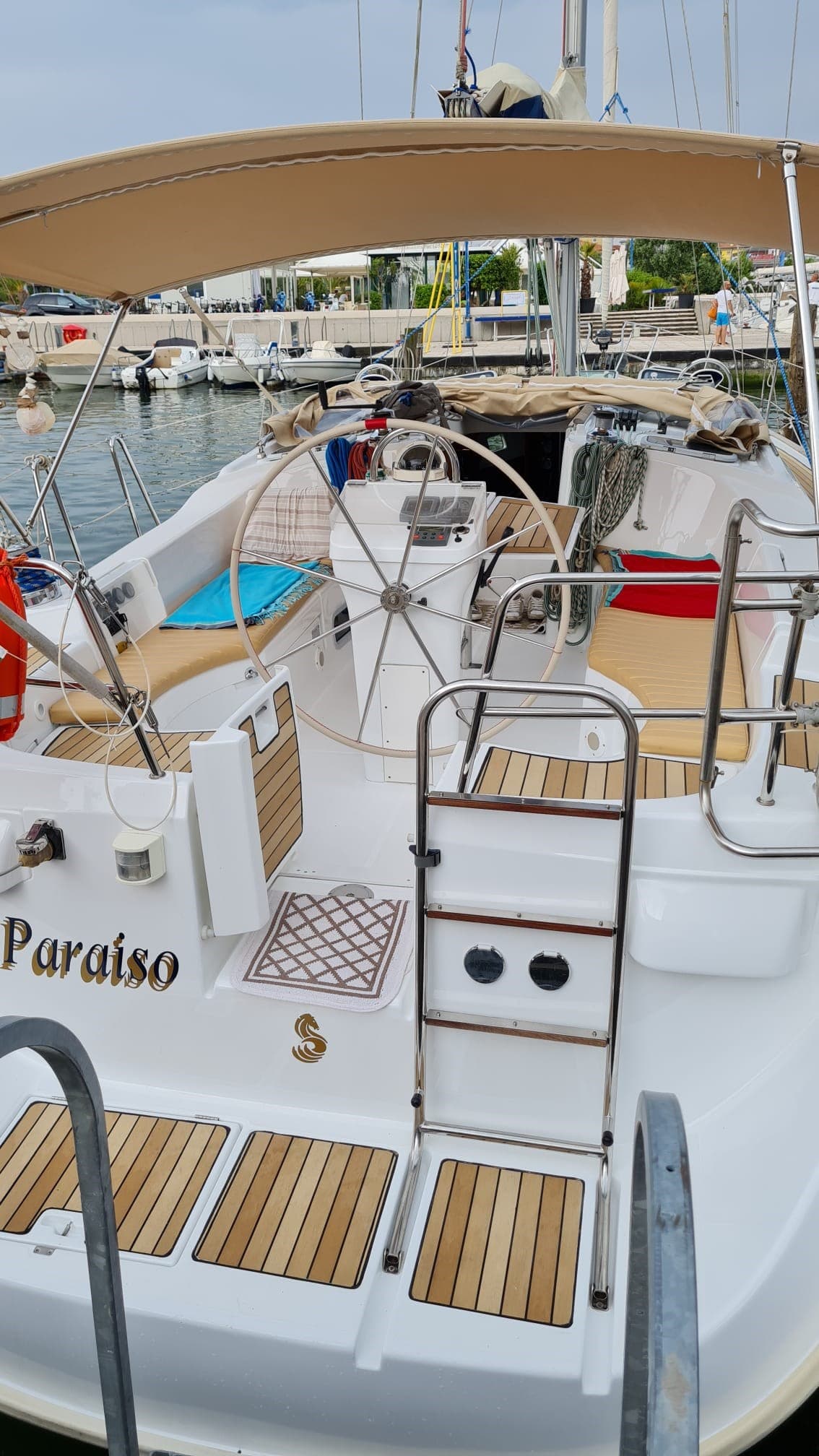 Beneteau Oceanis 423 Clipper d'occasion - image hero 19