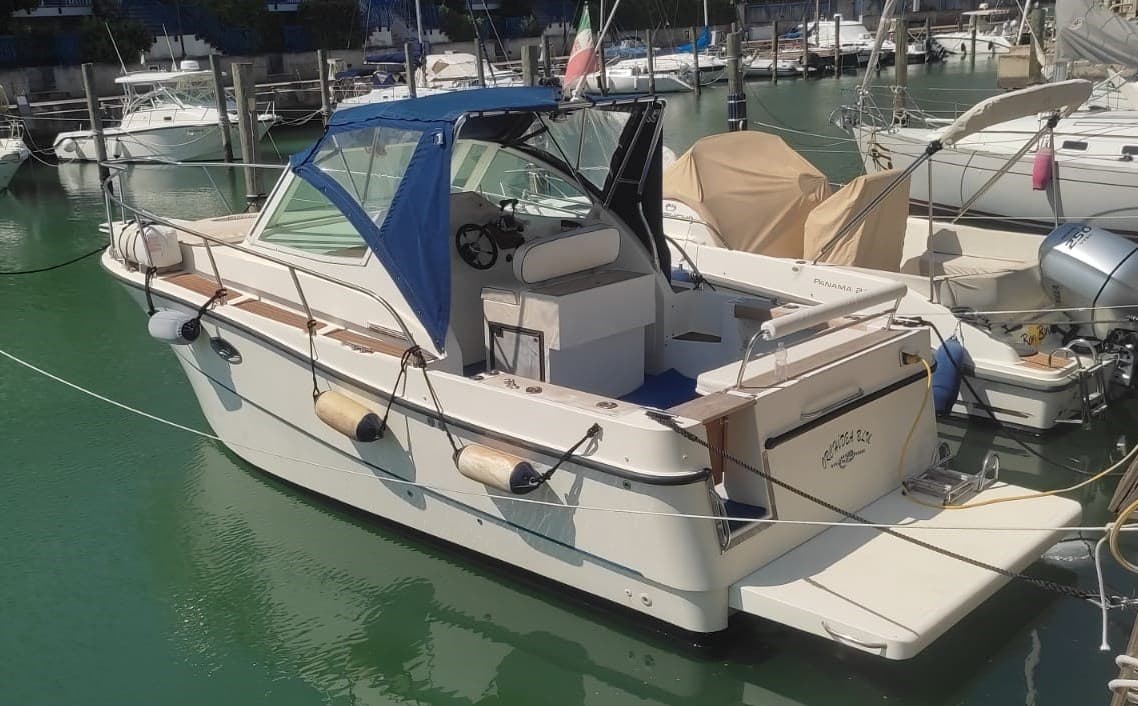 Star Light Wide Track Fischerman 27 - Detail View 1 Star Light Wide Track Fischerman 27 - Detail View 1