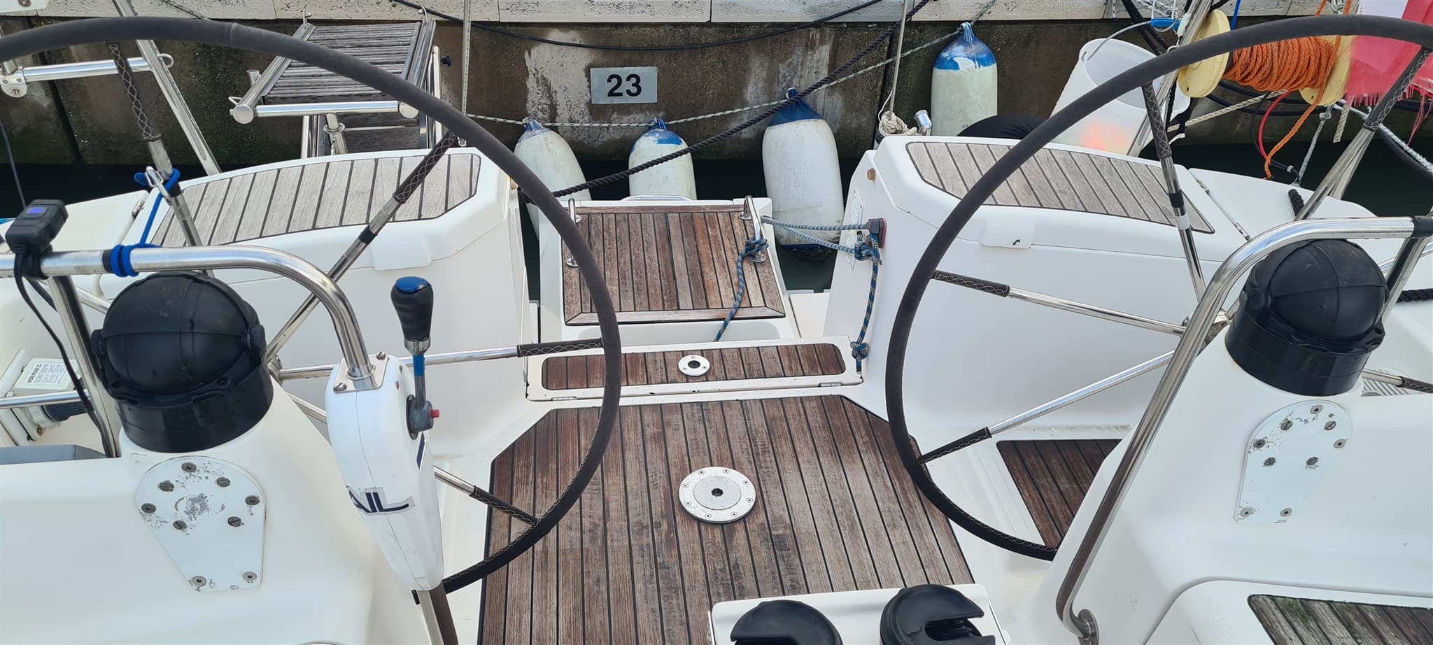 Elan Line Elan 45 - Deck View Elan Line Elan 45 - Deck View