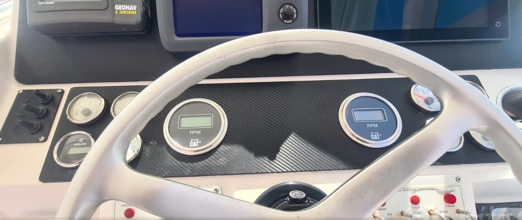 Cabo 31 Express - Deck View Cabo 31 Express - Deck View