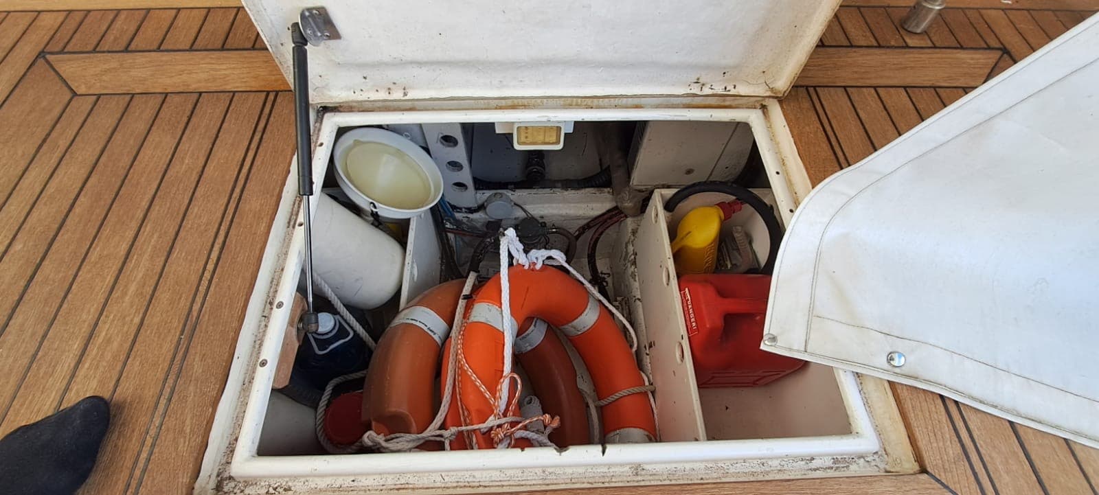 Uniesse Marine UNIESSE 40 SC usato - foto hero 17