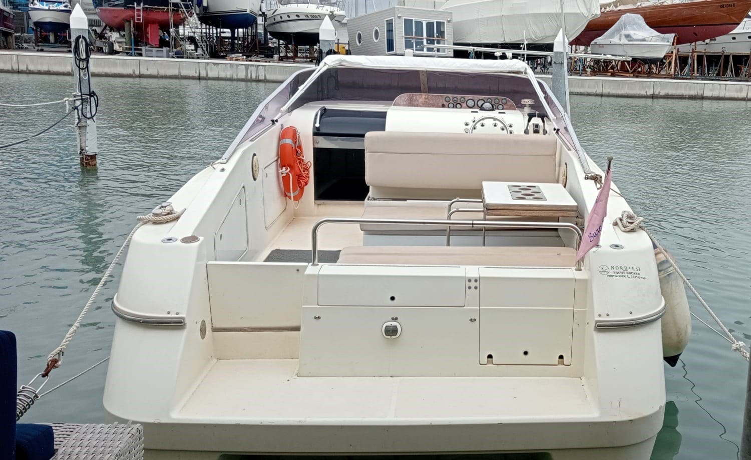 Ilver Thesi 32 - Interior View Ilver Thesi 32 - Interior View