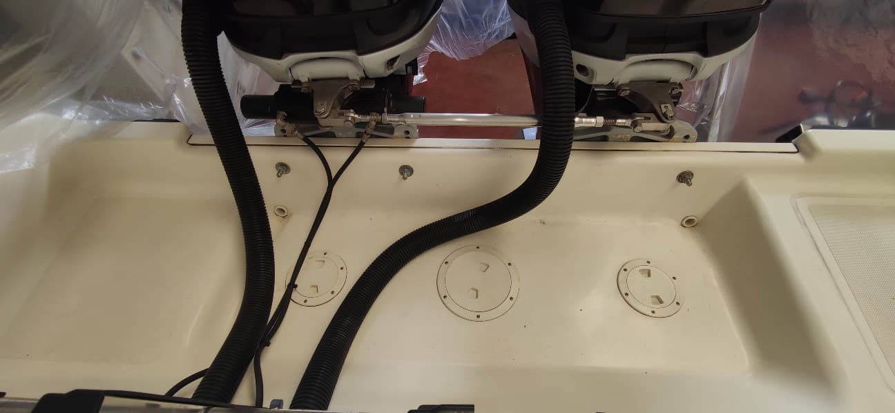 Pursuit 3480 Center Console used - hero image 11