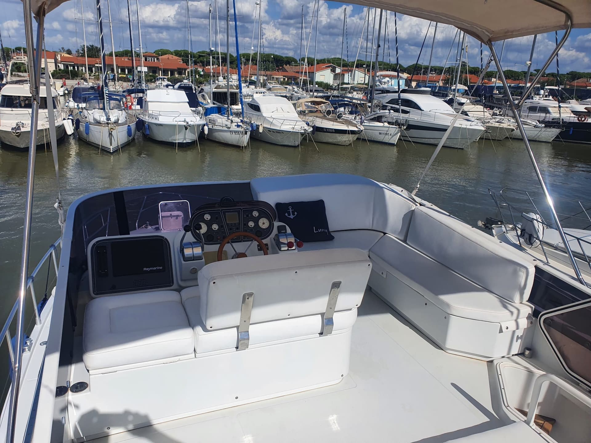 Raffaelli Levante 43 Fly - Interior View Raffaelli Levante 43 Fly - Interior View