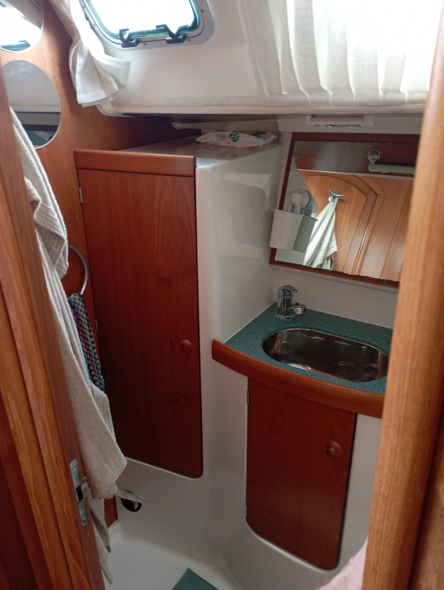 Jeanneau SUN ODYSSEY 43 usato - foto hero 10