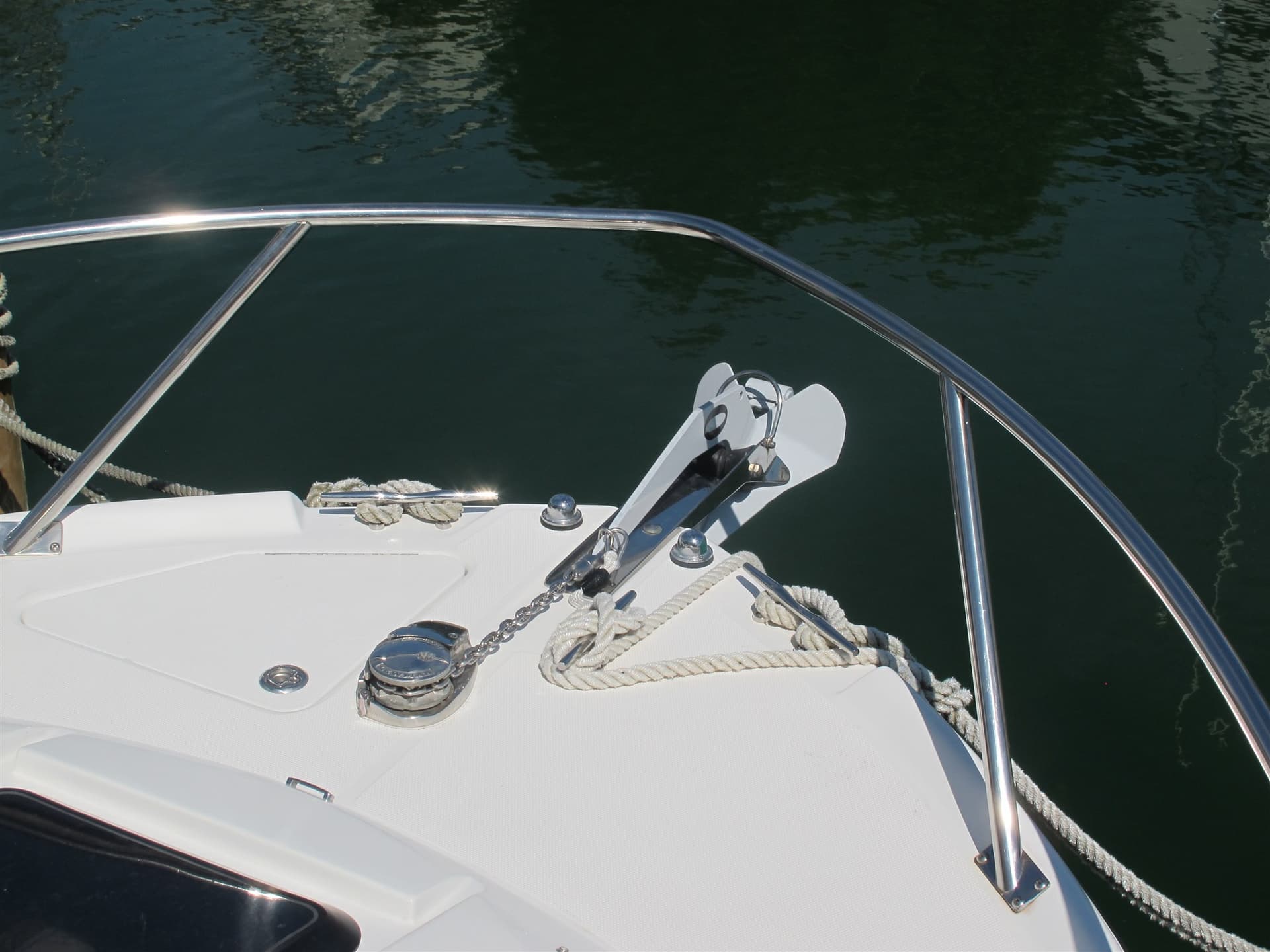 Edge Water 265 Ex - Detail View 1 Edge Water 265 Ex - Detail View 1