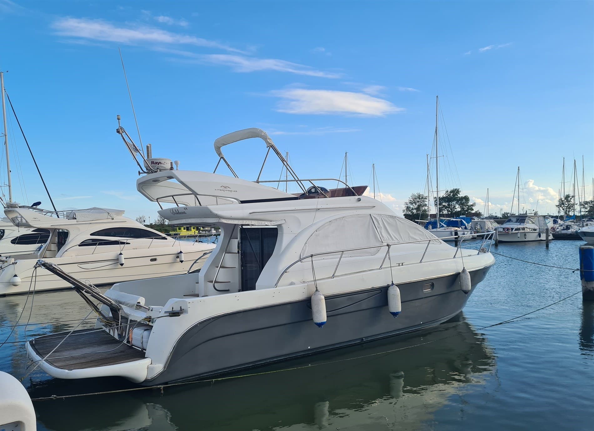 Intermare Intermare 43 - Interior View Intermare Intermare 43 - Interior View