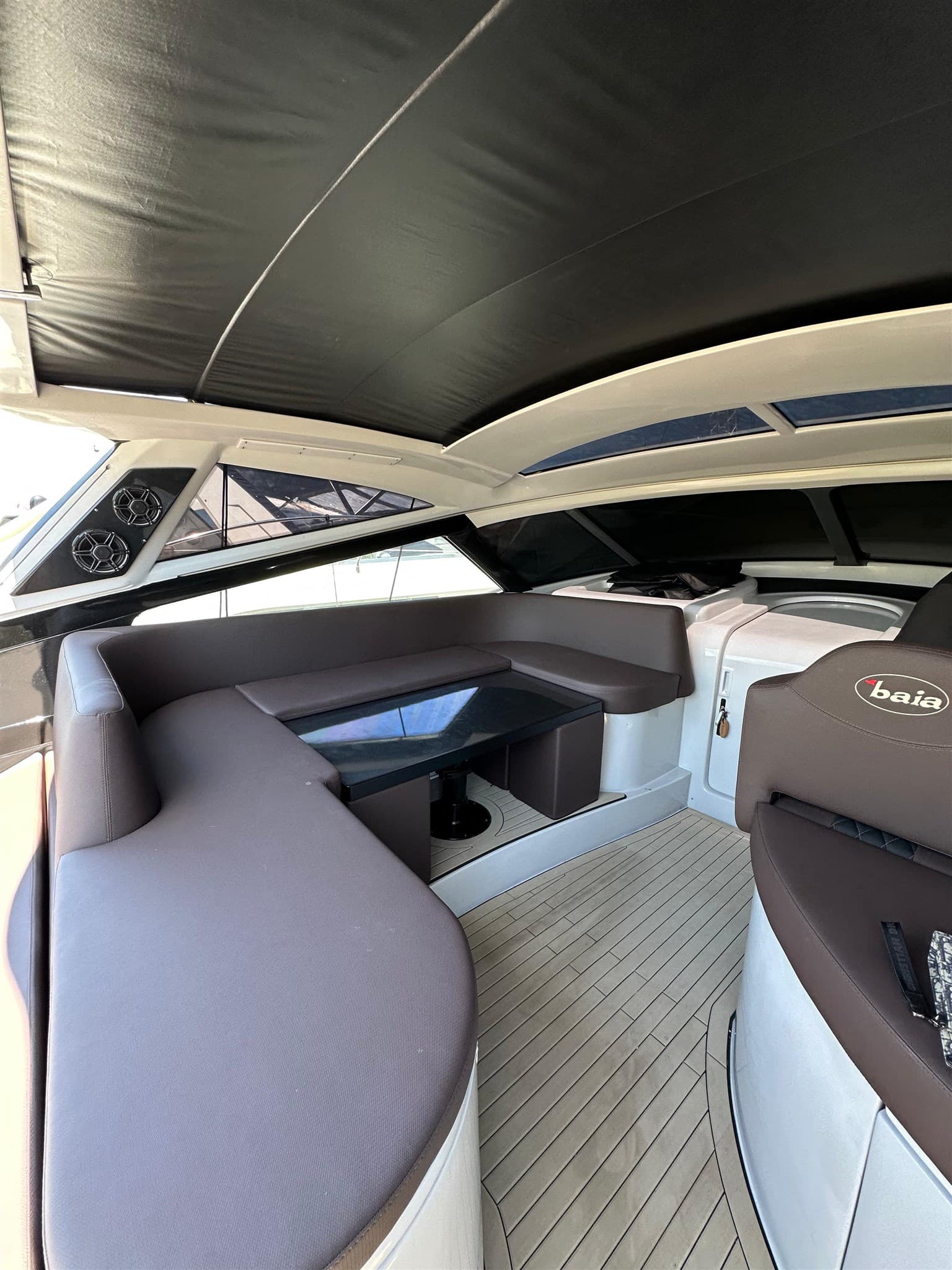 Baia Flash 48 - Interior View Baia Flash 48 - Interior View