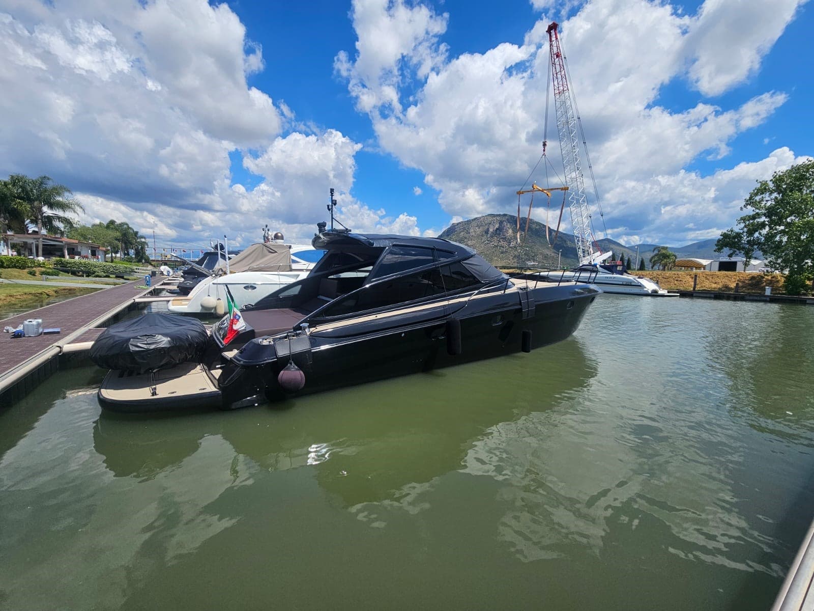 Baia Flash 48 - Main View Baia Flash 48 - Main View