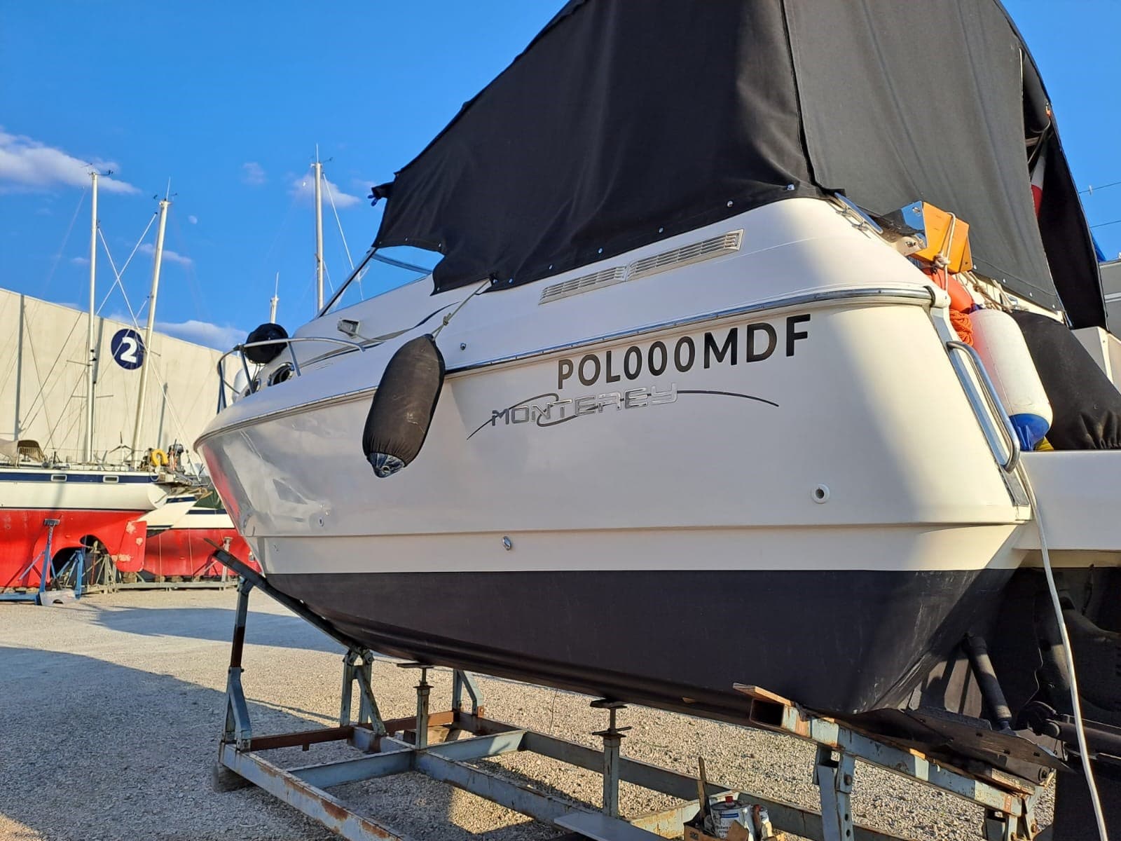 Monterey Boats 276 Cruiser - Deck View Monterey Boats 276 Cruiser - Deck View