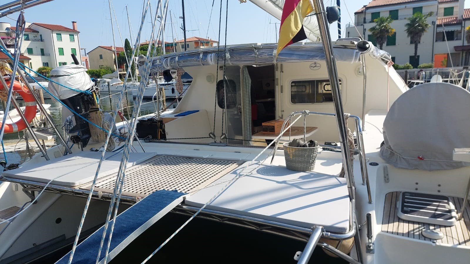 Nautitech 395 - Interior View Nautitech 395 - Interior View