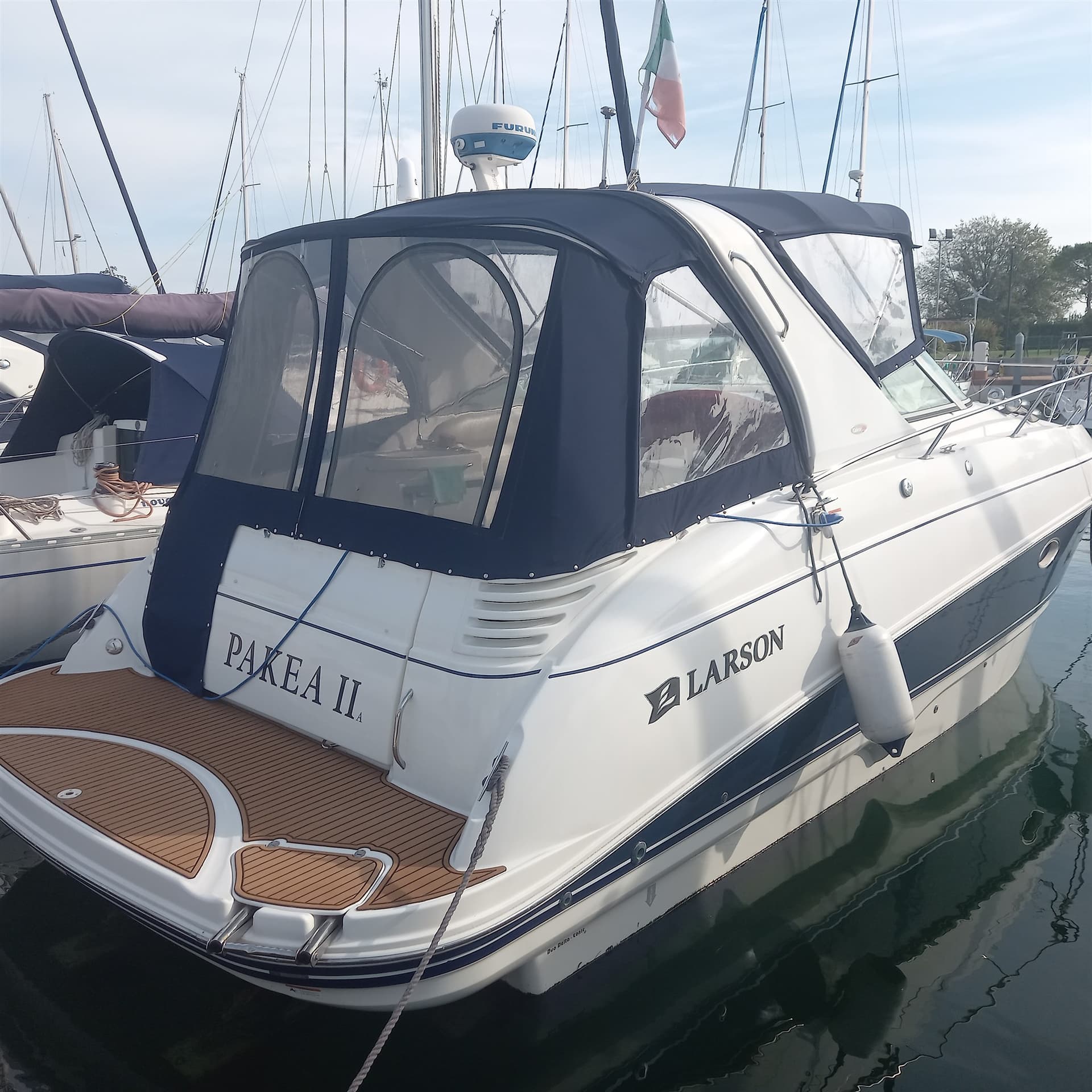 Larson Boats Larson 310 Cabrio usato - dettaglio 1