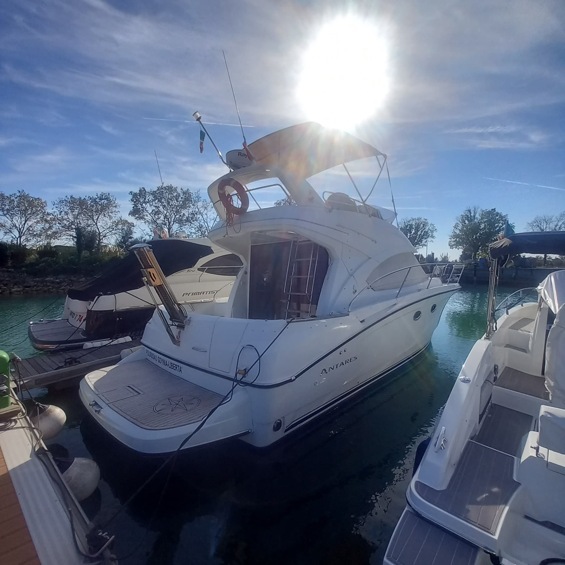 Beneteau Antares 11 used - detail 1